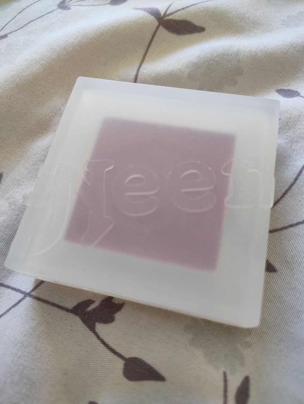 Neen Bluff Going Rouge Cream Cheek & Lip Balm Blush Lipstick